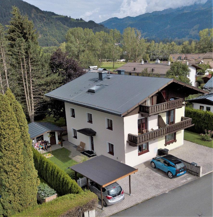 The Steinbock Lodge With Garden And Bbq Zell am See Buitenkant foto